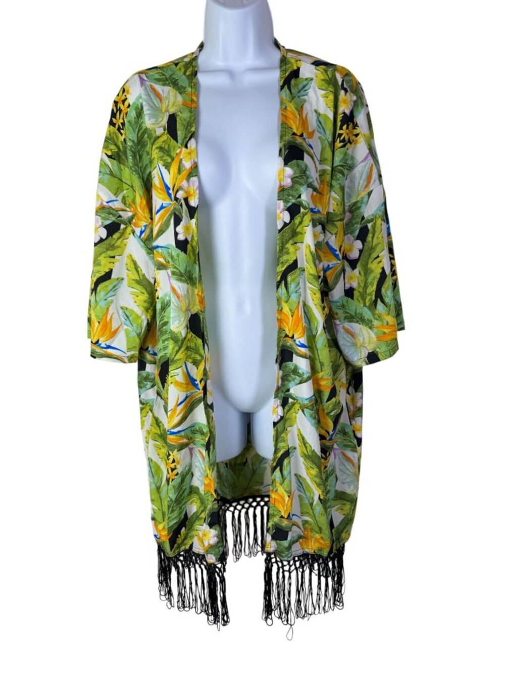 Anandas Collection Lightweight Tropical Floral Kimono Fringe‎ Hem Plus One Size